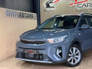 Kia Stonic 2023 photo 3