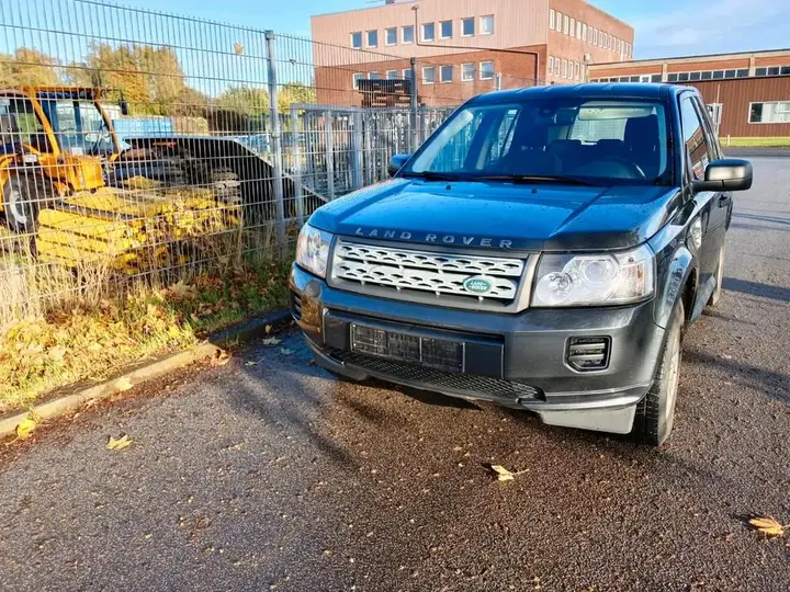 Land Rover Freelander 2