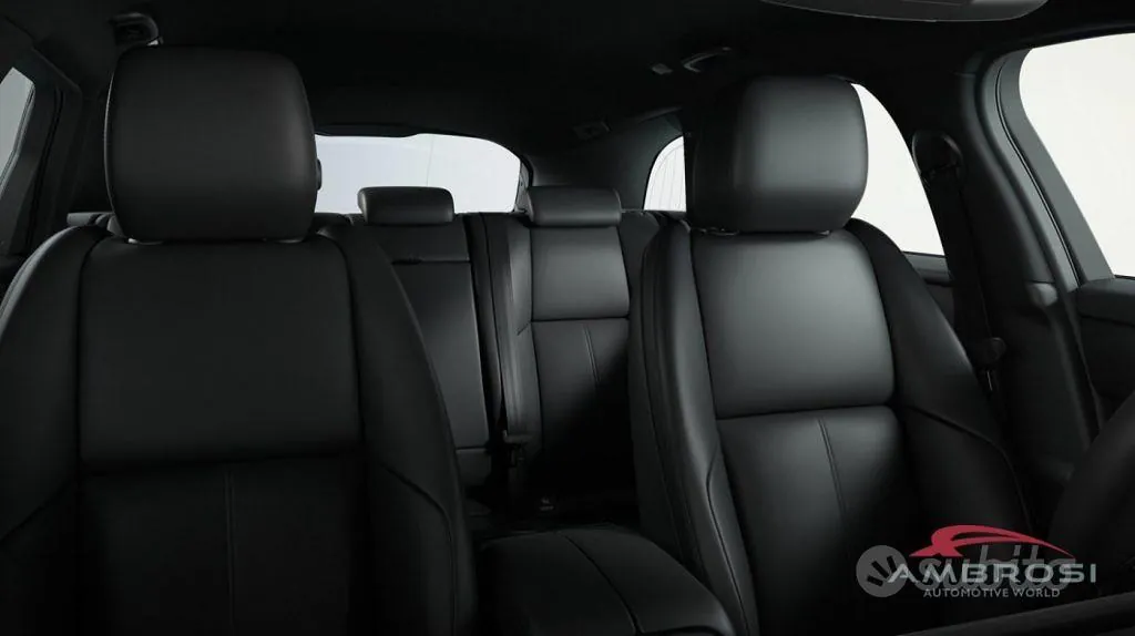 Land Rover Range Rover Velar 2026 photo 5