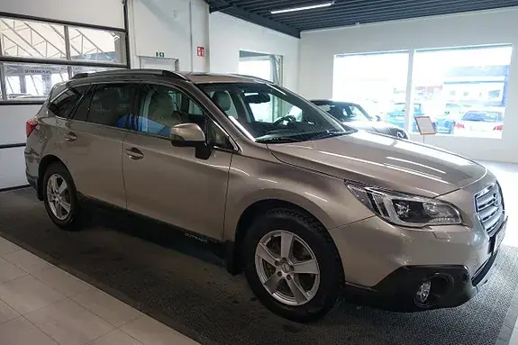 Subaru Outback 2016 photo 2