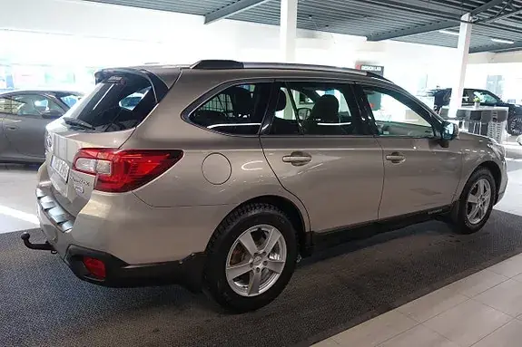 Subaru Outback 2016 photo 4