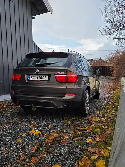 BMW X5 2011 photo 4