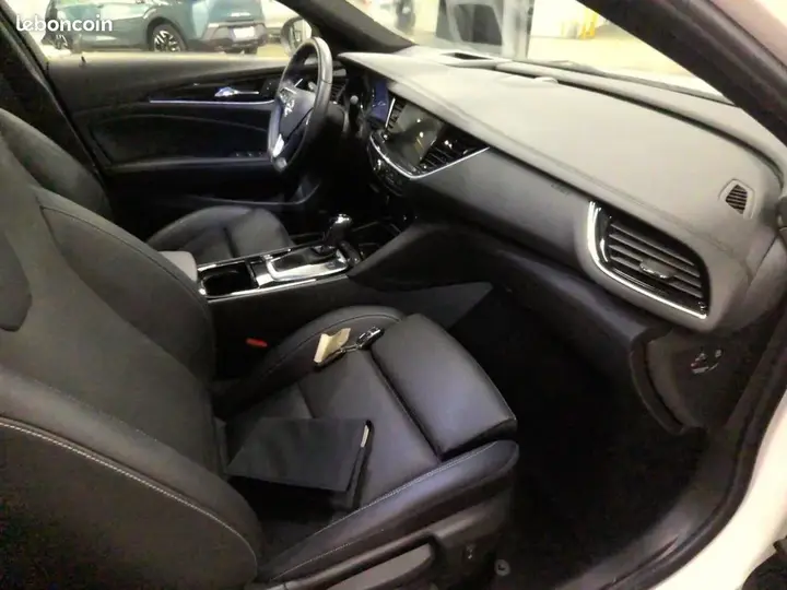Opel Insignia 2021 photo 3