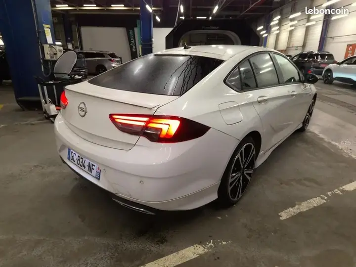 Opel Insignia 2021 photo 2