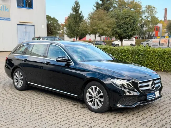 Mercedes-Benz E