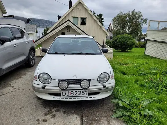 Toyota Corolla 2000 photo 4