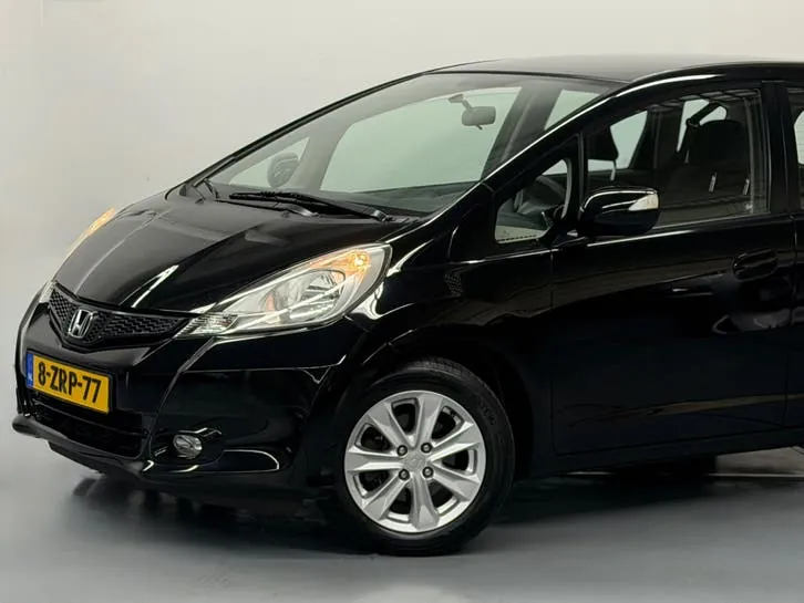Honda Jazz 2011 photo 3