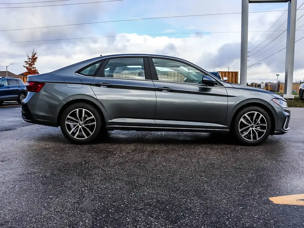 Volkswagen Jetta 2026 photo 3