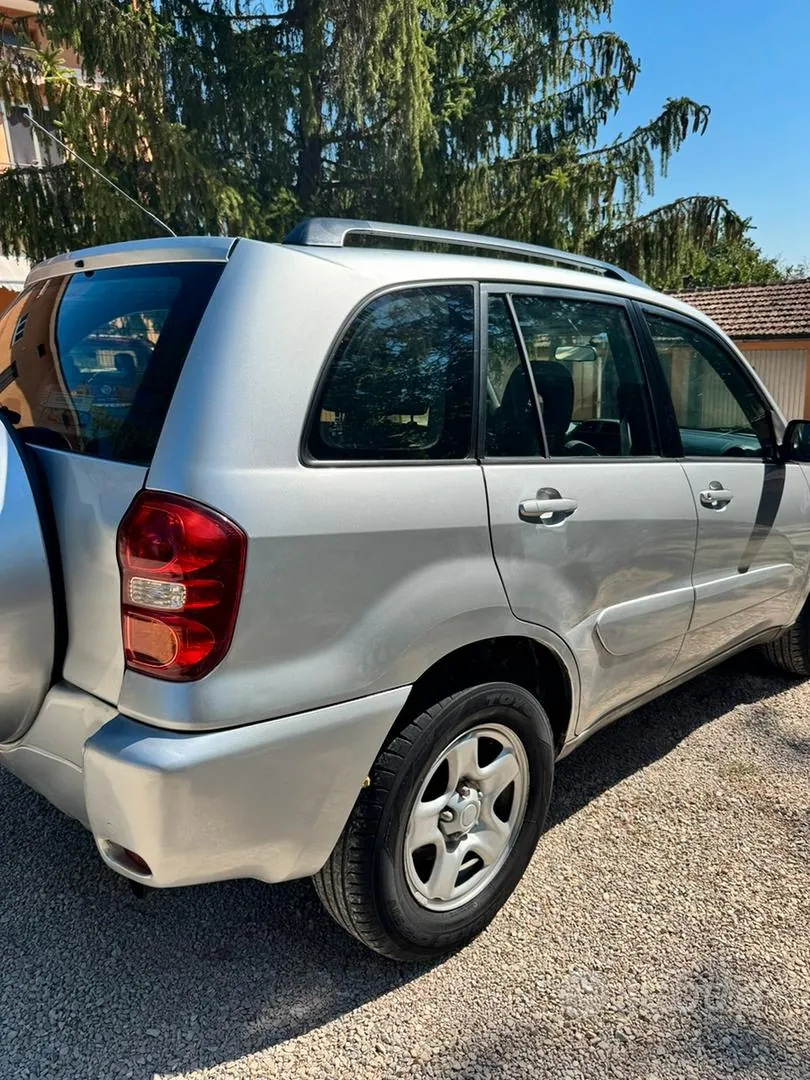 Toyota Rav4 2002 photo 3