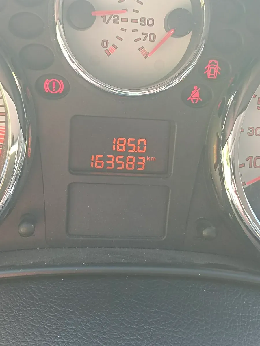 Peugeot 207 2007 photo 3