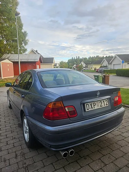 BMW 320I 1999 photo 4