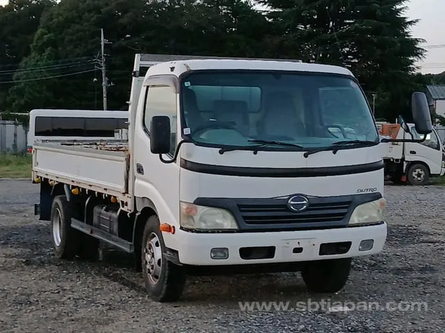 Hino Bdg-Xzu414M