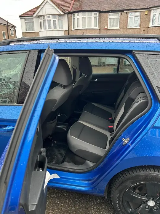 Skoda Fabia 2015 photo 5
