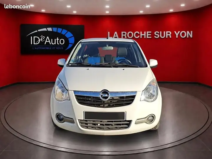 Opel Agila 2009 photo 2
