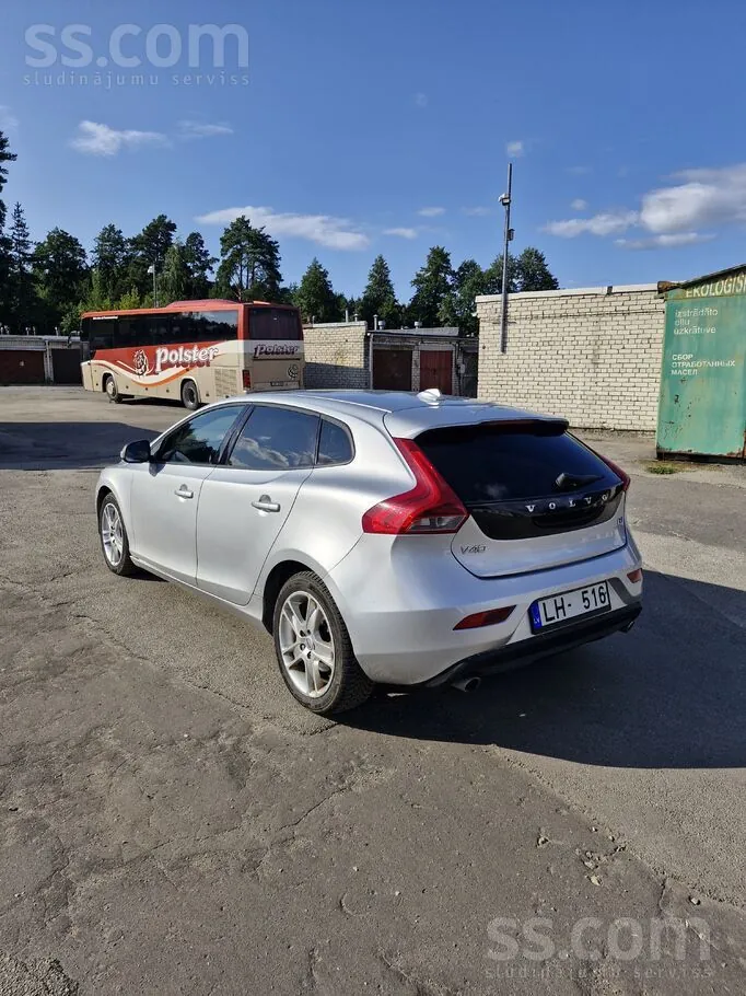 Volvo V40 2013 photo 4