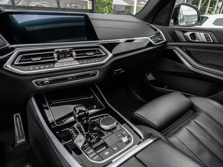 BMW X5 2022 photo 2