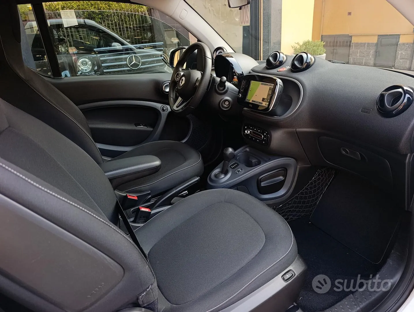 Smart Fortwo 2019 photo 3