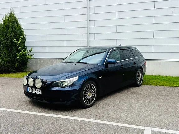 BMW 530D 2004 photo 2