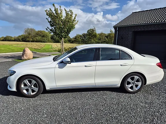 Mercedes-Benz E300