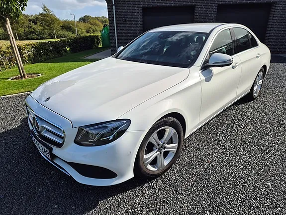 Mercedes-Benz E300 2017 photo 2