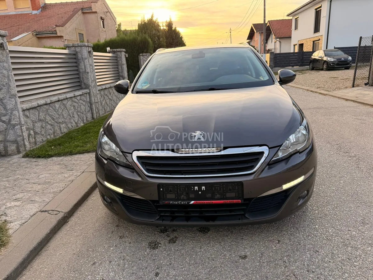 Peugeot 308 2014 photo 3