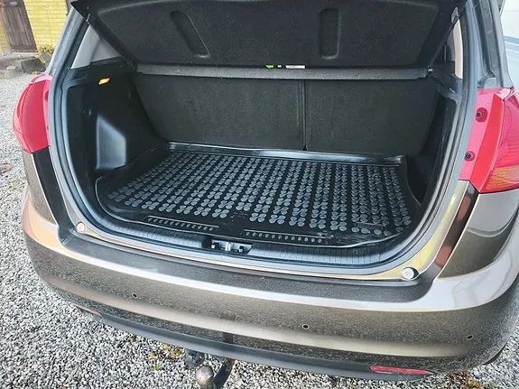 Kia Venga 2013 photo 5