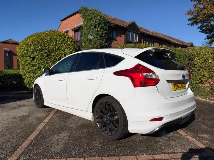 Ford Focus 2012 photo 5