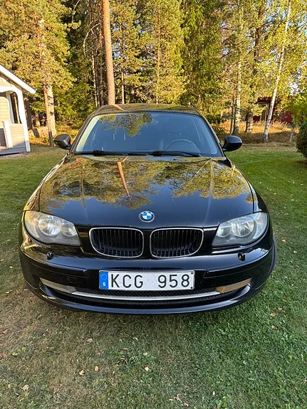 BMW 118D 2010 photo 3