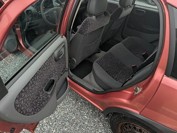 Opel Corsa 2001 photo 4