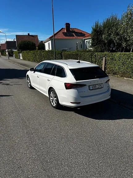 Skoda Octavia 2021 photo 4
