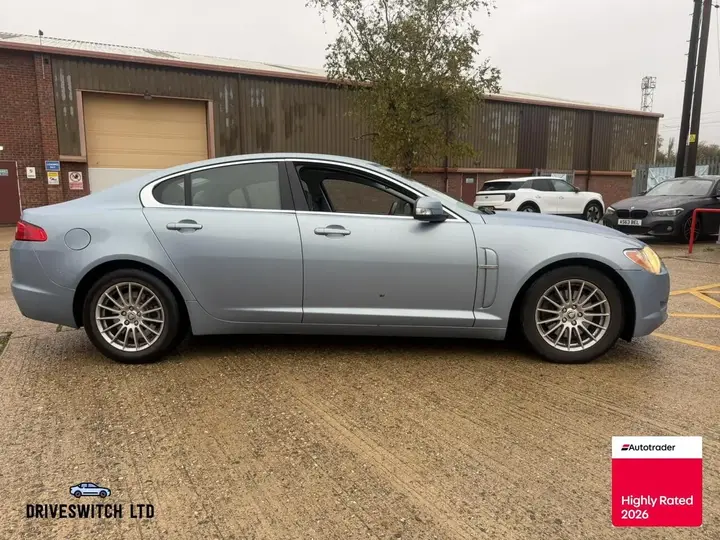 Jaguar Xf 2008 photo 2