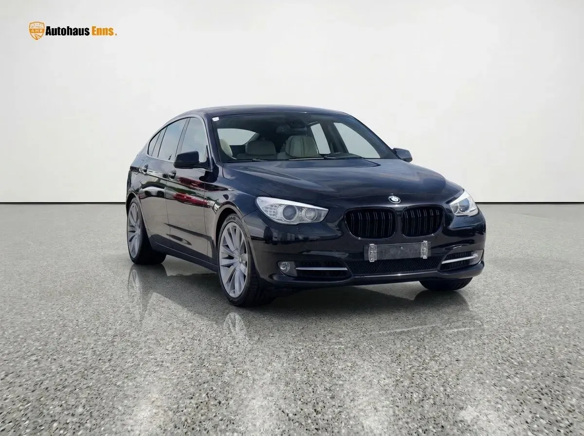 BMW 5 Series 2010 photo 3