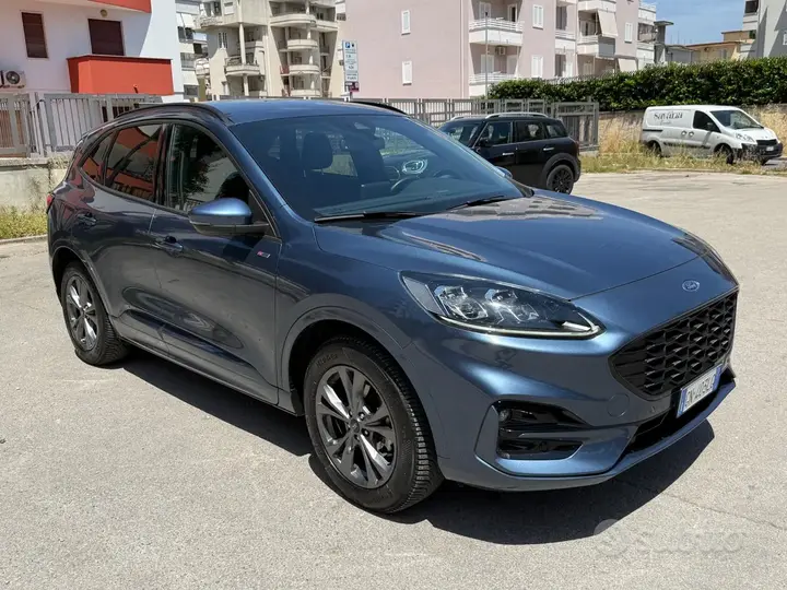 Ford Kuga 2023 photo 3