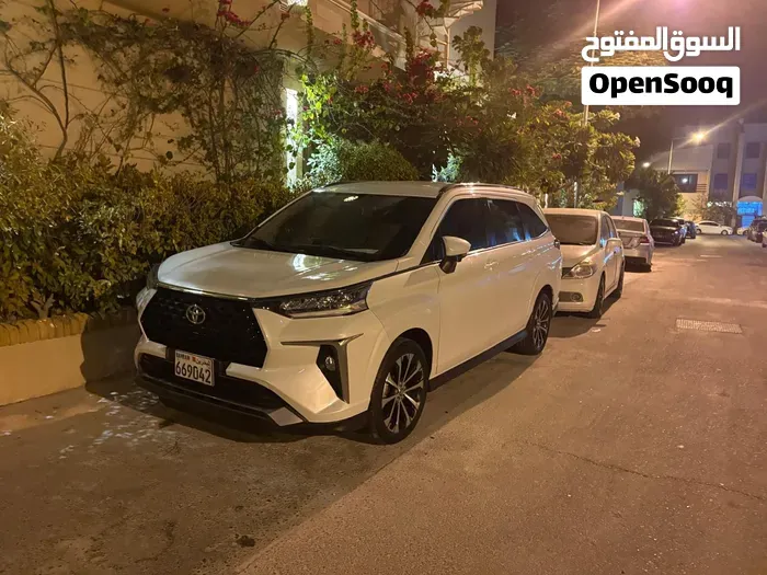 Toyota Veloz