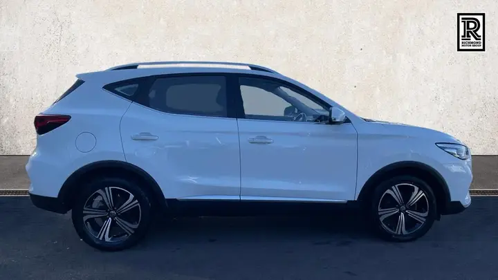 MG Mg Zs 2023 photo 5