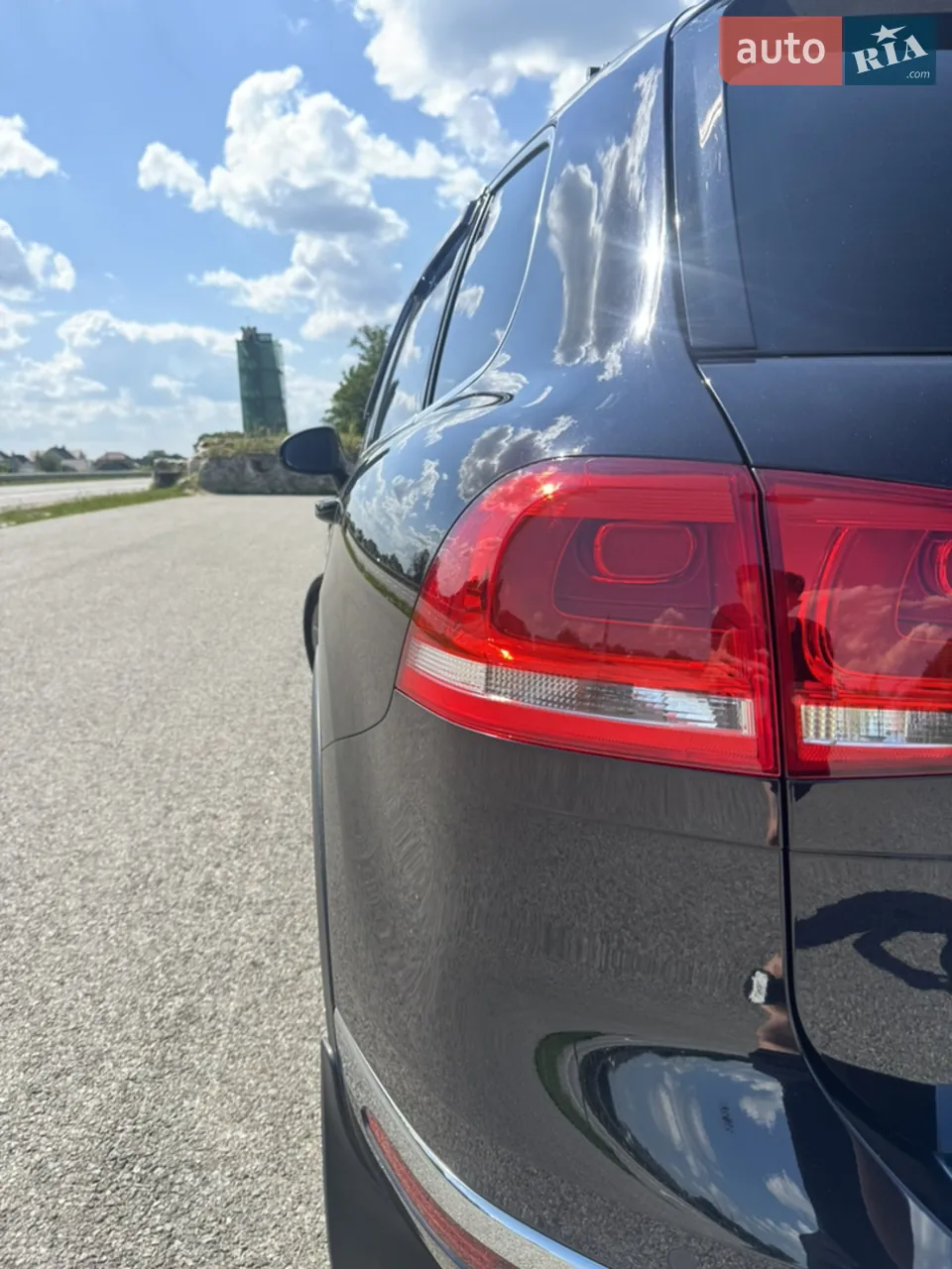 Volkswagen Touareg 2015 photo 3