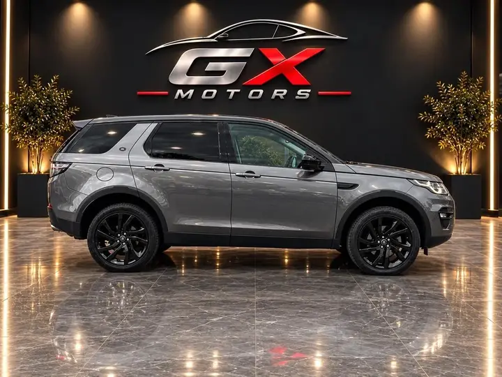 Land Rover Discovery Sport 2017 photo 2