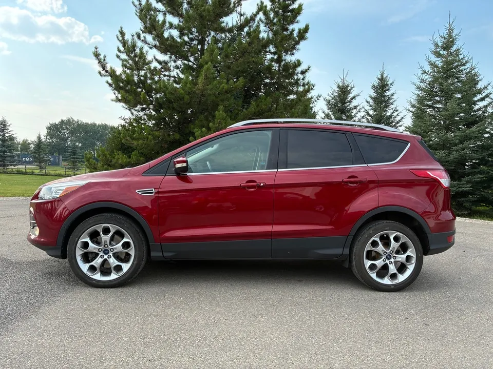 Ford Escape 2016 photo 2