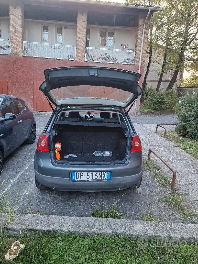 Volkswagen Golf 2008 photo 4