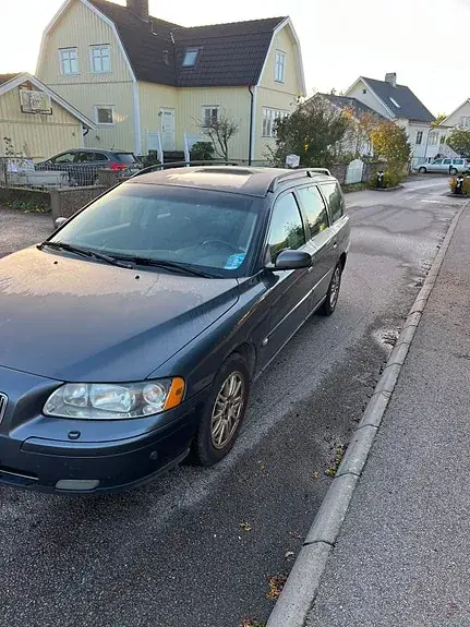 Volvo V70 2005 photo 2