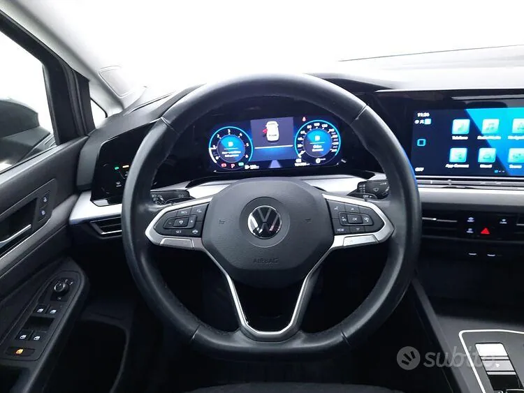 Volkswagen Golf 2023 photo 4