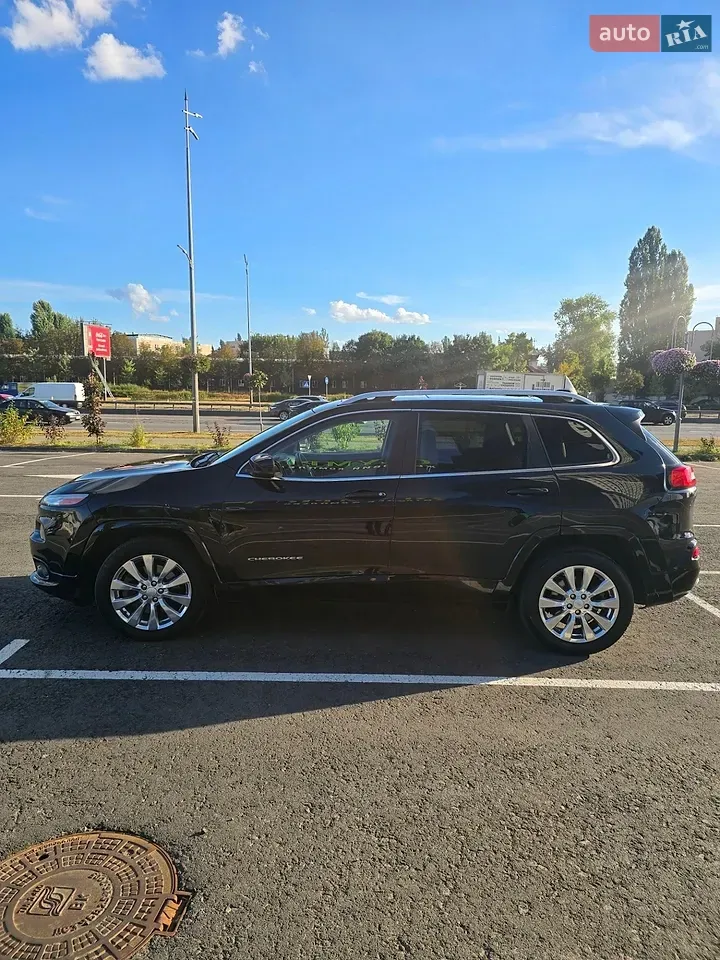 Jeep Cherokee 2017 photo 2