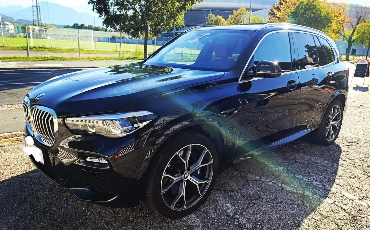 BMW X5 2019 photo 2