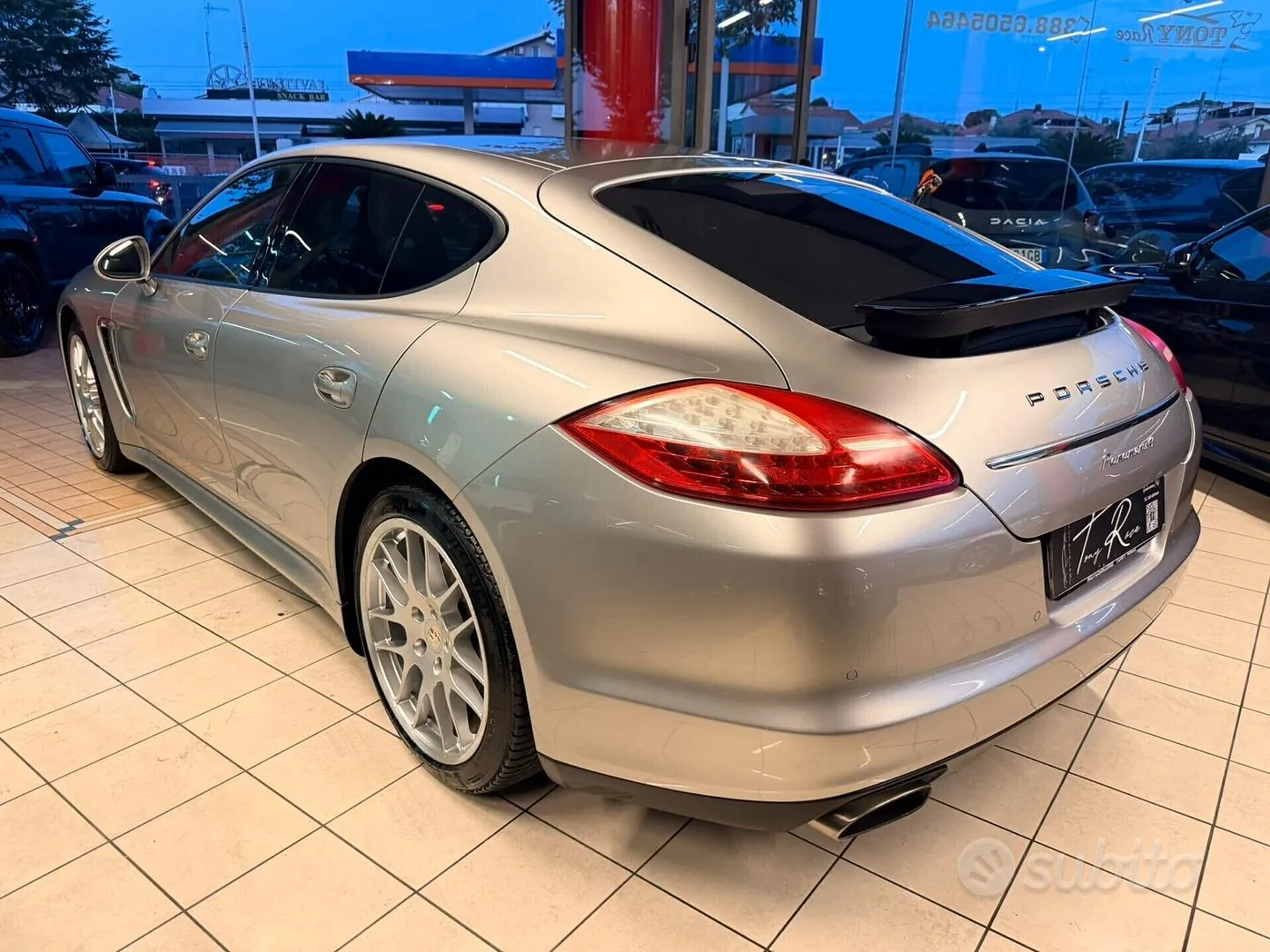 Porsche Panamera 2012 photo 5
