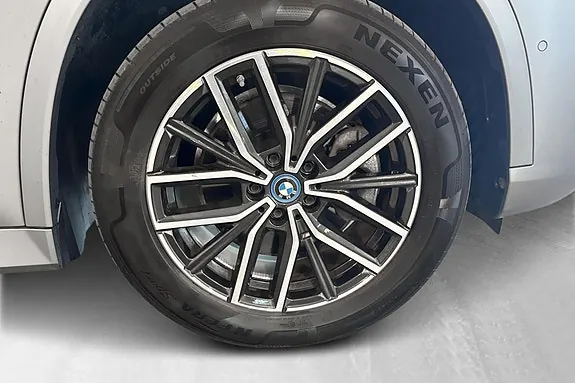 BMW Ix1 2023 photo 2