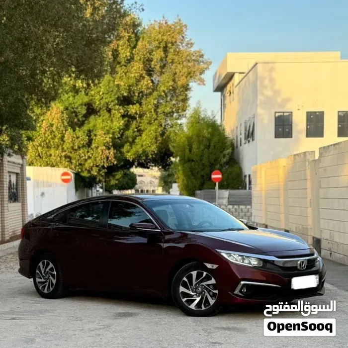 Honda Civic 2019 photo 3
