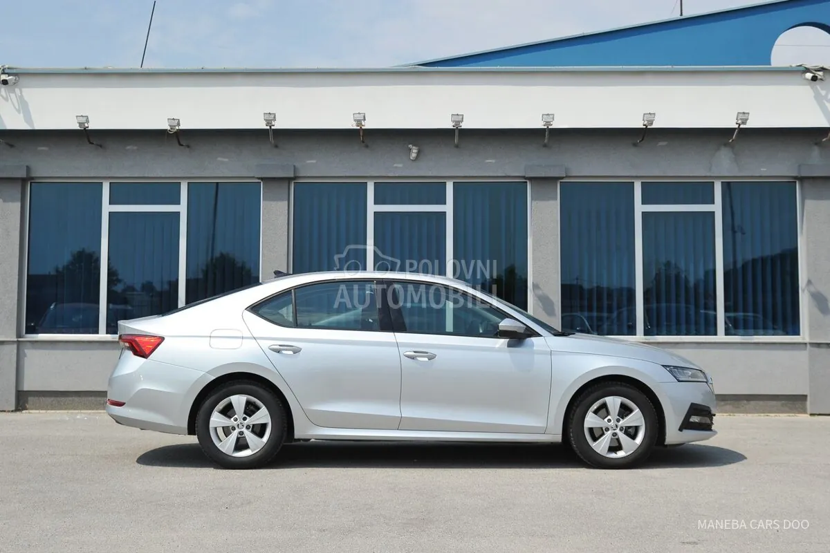 Skoda Octavia 2023 photo 5