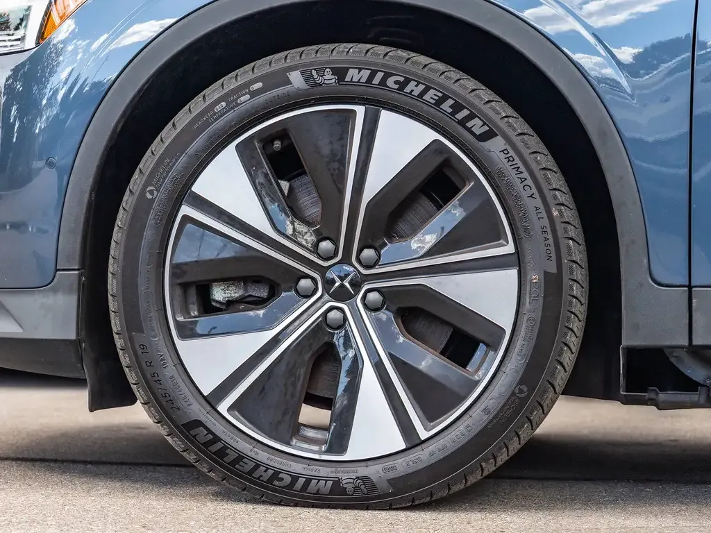 Polestar 2 2024 photo 4