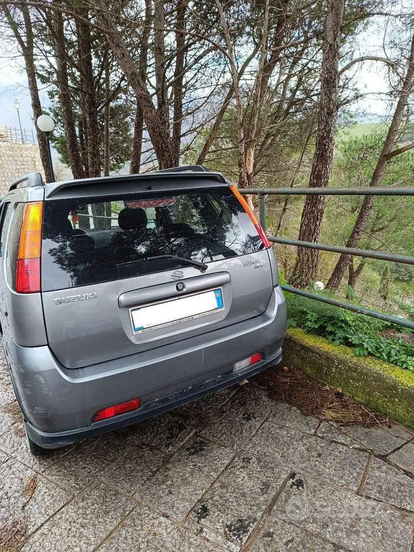 Suzuki Ignis 2005 photo 4