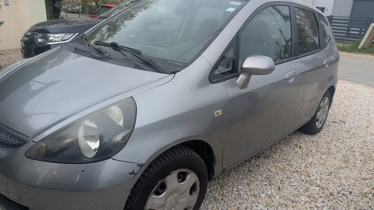 Honda Jazz 2007 photo 2